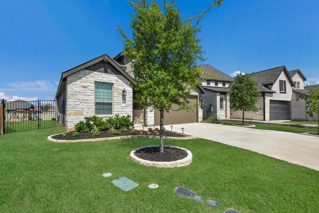 Building Photo - 524 Calmo Ct