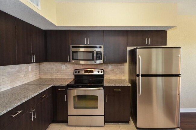 Foto del edificio - 7085 Merganser Ct