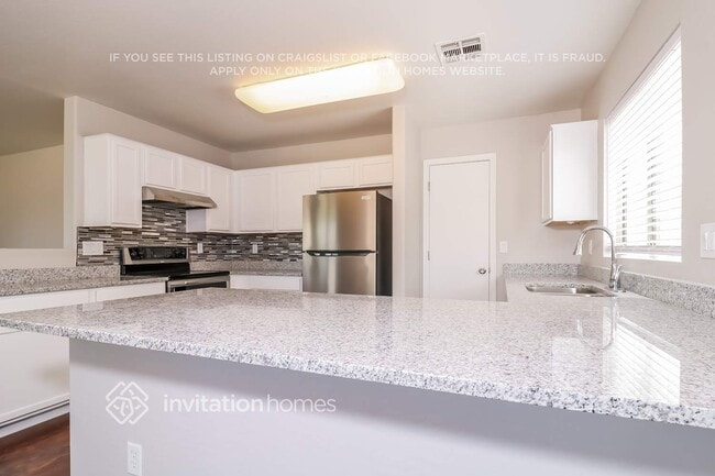 Foto del edificio - 23854 W Hadley St