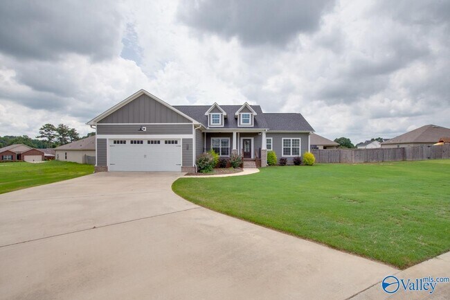 Foto del edificio - 1837 Saddle Trace Ln SE