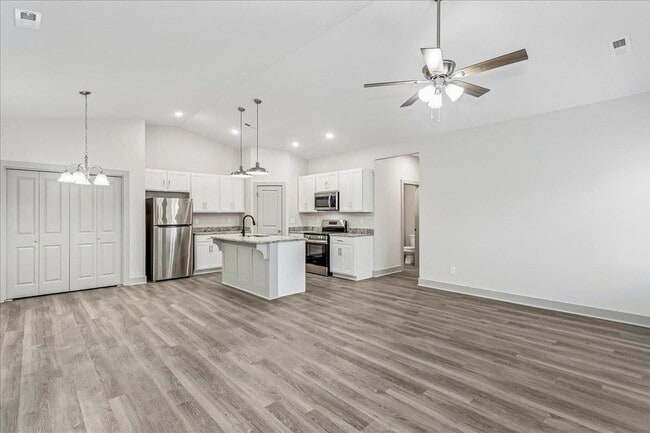 Photo - 2905 S Bunker Hill Drive Unit Apartment