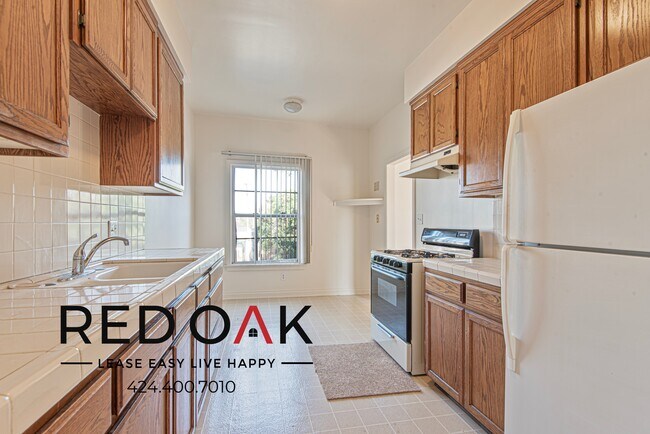 Foto del edificio - ~1 Month FREE ON APPROVED CREDIT~ Top Floo...