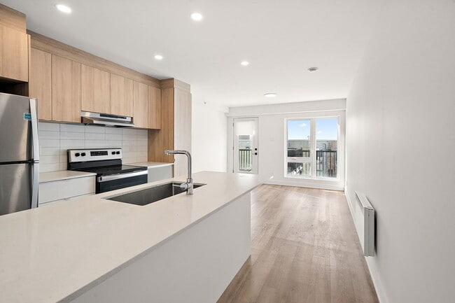 Photo du bâtiment - 7950 Mountain Sights