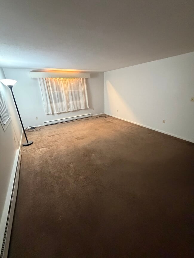 Building Photo - 4294 Candlelight Ln