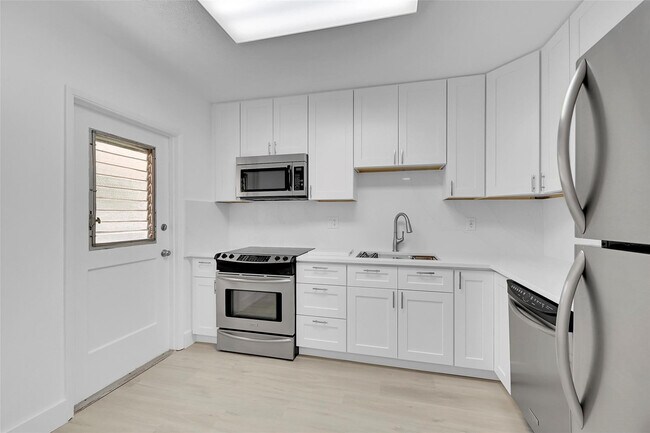 Foto del edificio - 2801 N Palm Aire Dr