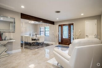Building Photo - 12739 Memorial Dr