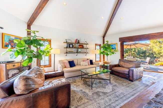 Building Photo - Sprawling Luxury Rancho Santa Fe Estate - ...