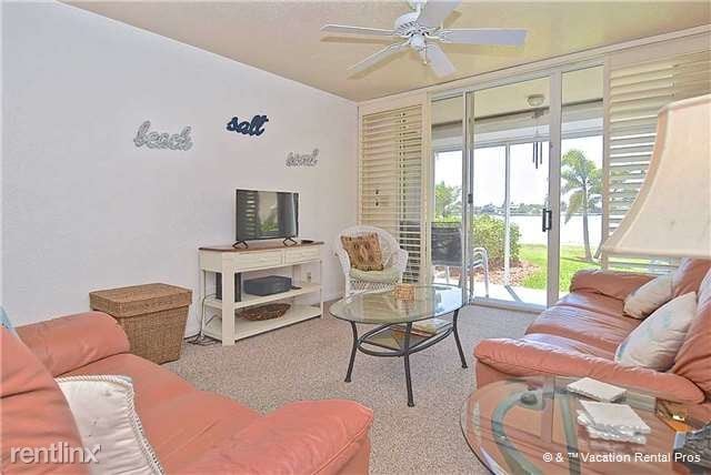 Building Photo - 5701 Bahia Del Mar Cir