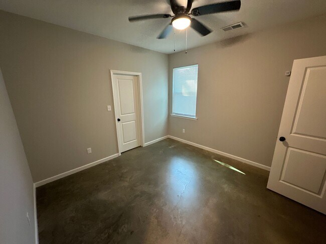 Foto del edificio - 873 Decatur St