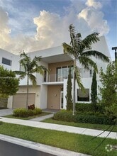 Building Photo - 10061 NW 75th St