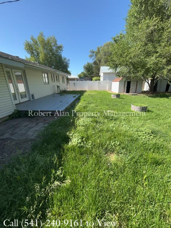 Foto principal - 724 SW 37th St