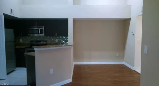 Building Photo - 9390 Marino Cir