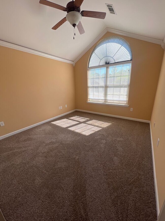 Foto del edificio - 3110 Alumni Ln