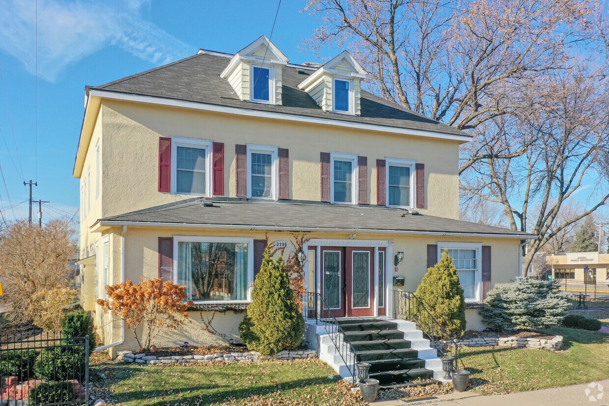 Primary Photo - 3980 5th St NE