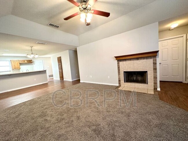 Building Photo - 6015 3rd St