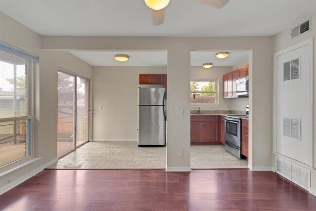 Foto del edificio - 2703 Swisher St
