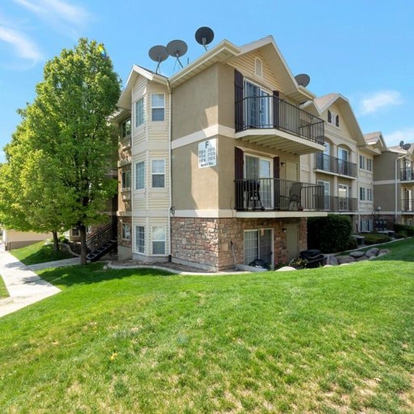 Primary Photo - Harvest Hills Condo in Saratoga Springs