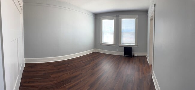 Unit 6 Living Area - Gibson Apartments