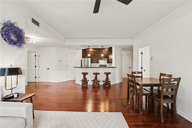 Foto del edificio - 2700 Pine Tree Rd NE