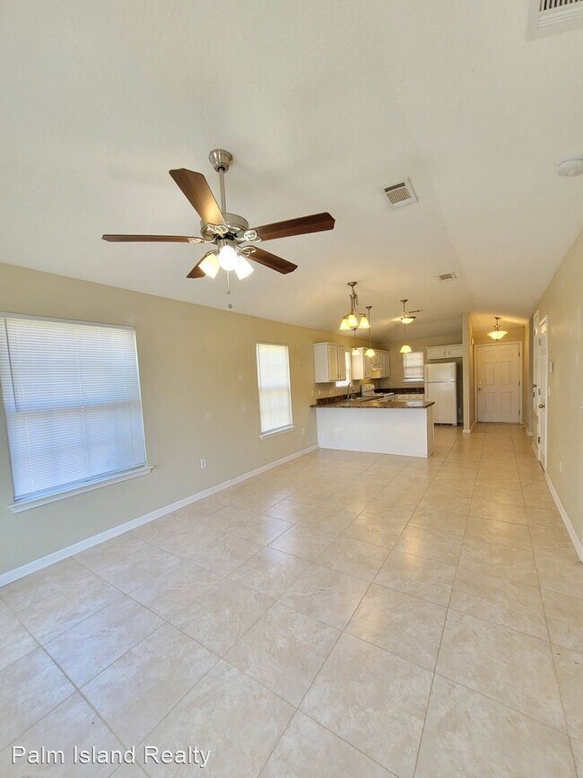 Building Photo - 2 br, 2 bath House - 2365 Flintstone Dr