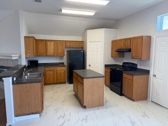 Foto del edificio - 3912 Silver Springs Dr