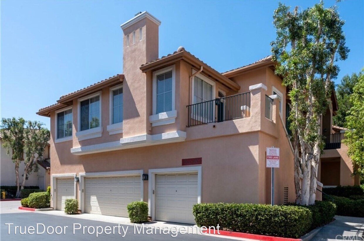 Primary Photo - 2 br, 1 bath House - 2805 Ladrillo Aisle #30