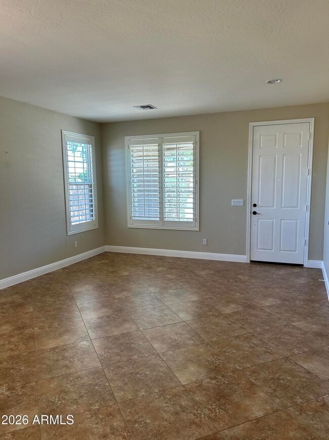 Foto del edificio - 7024 S Claiborne Ave