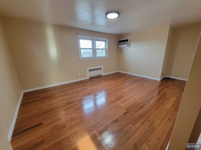 Building Photo - 470 Thomas Avenue