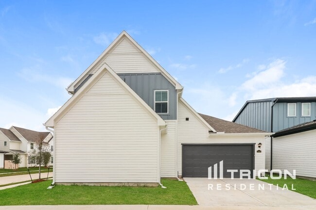 Building Photo - 22819 Terrazzo Dr