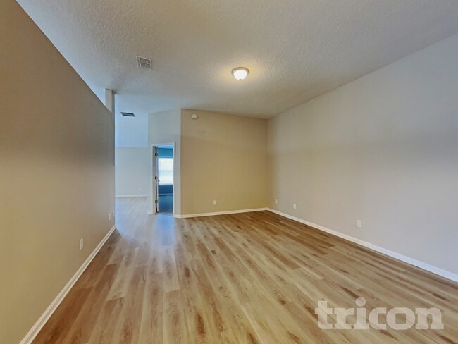 Building Photo - 69 Marisco Way