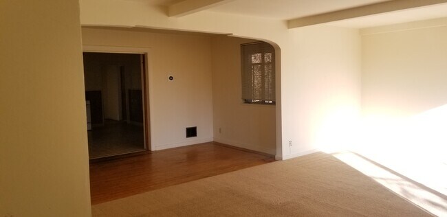 Dining or Bonus Rm off Living Room - 2270 W Middlefield Rd