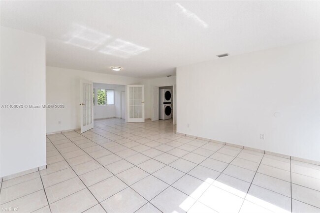 Foto del edificio - 3 br, 2 bath House - 2914 SW 92nd Ct