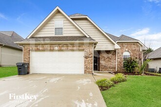 Building Photo - 2057 Highview Way
