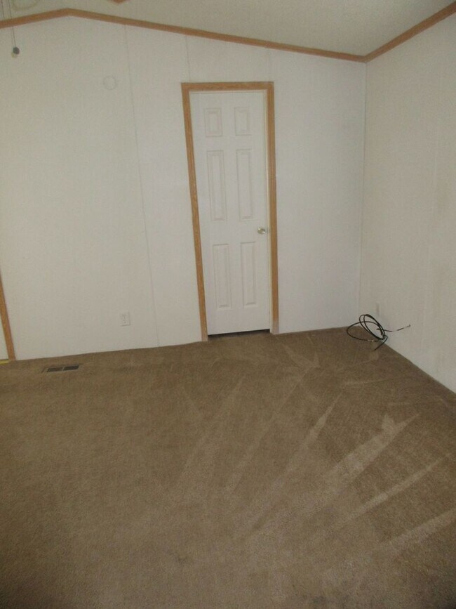 Building Photo - 3/2 in Hoover Valley