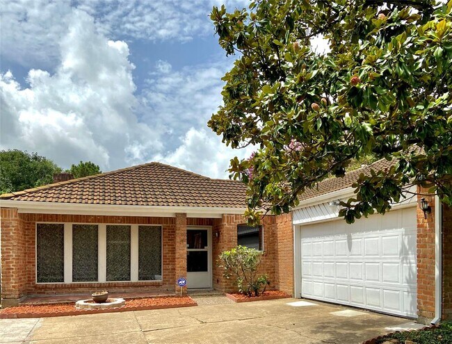 Building Photo - 12815 Ashford Chase Dr