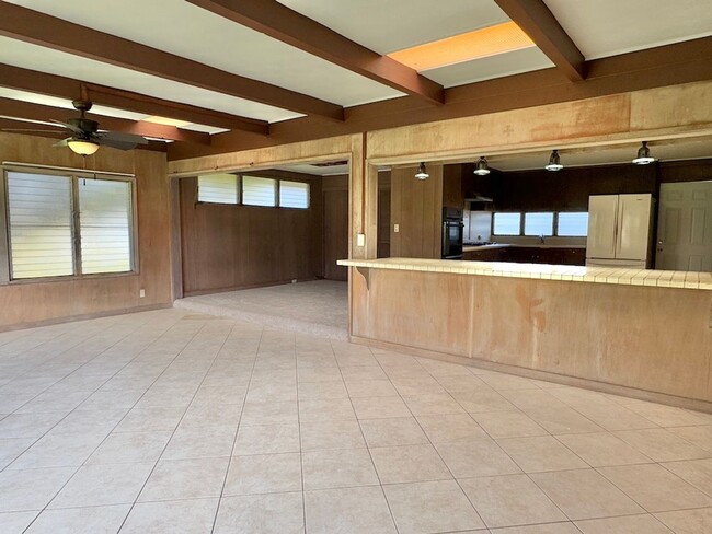 Building Photo - Spacious 2 Bed/1.5 Bath Lihue House for Rent