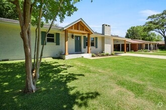 Building Photo - 614 Holland Ct SW
