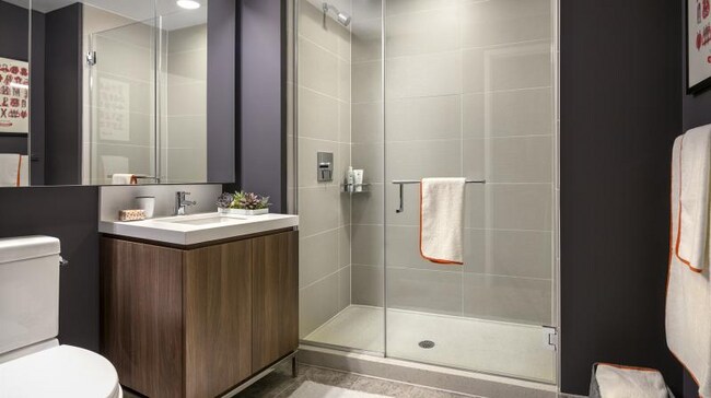 Photo - 110 W Wacker Dr Apartment