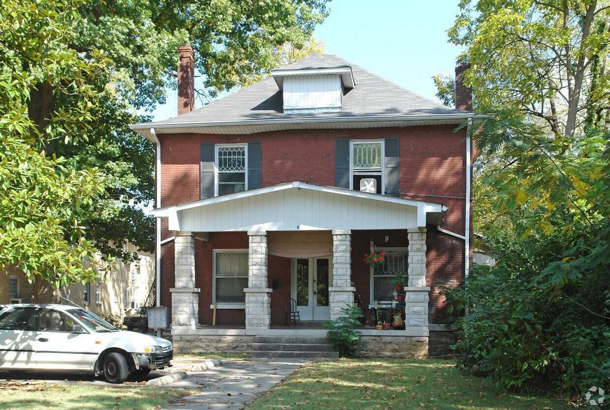Primary Photo - 2114 Elliott Ave