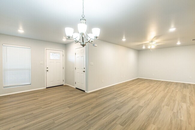 Foto del edificio - 5517 Kemper Ave