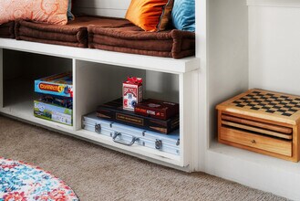 Building Photo - 709 Colonial Park Blvd