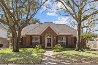 Building Photo - 19623 Mills Meadow Ln