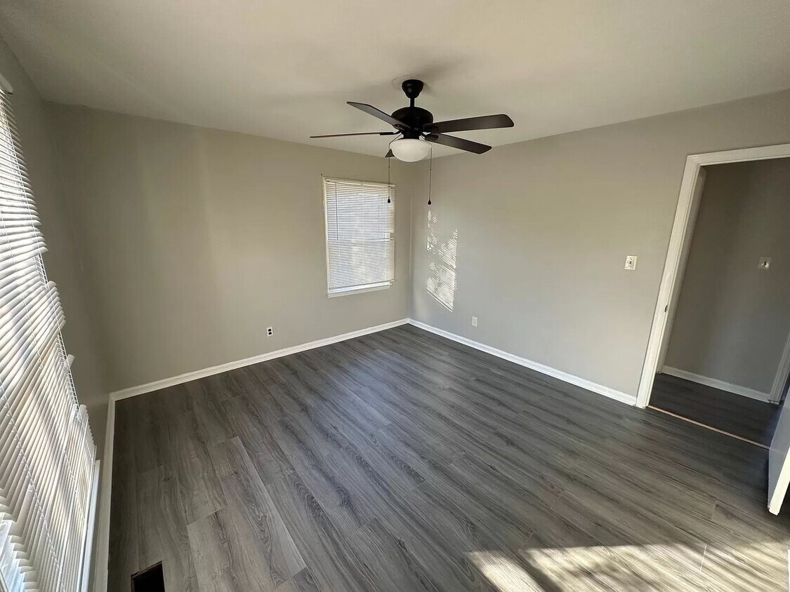 Primary Photo - Room in 3 Bedroom Home at Chesapeake Rd
