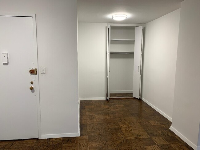 Foto del edificio - XL 2 Bdr, 2 Bth | Luxury Doorman | Empire State Views