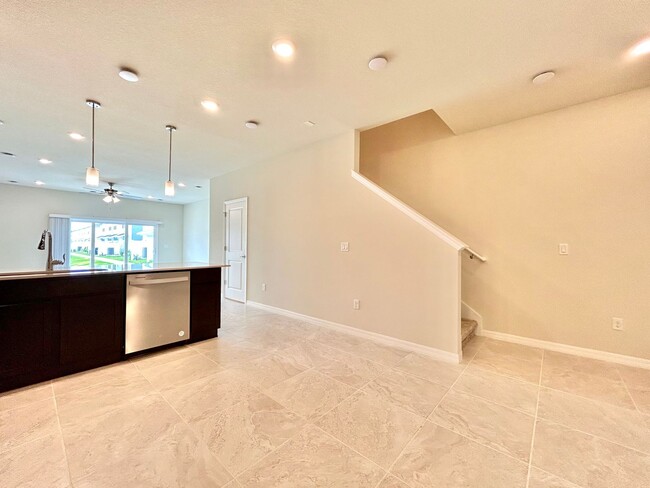 Foto del edificio - Live in style: Family-friendly 3BR, 2.5BA ...
