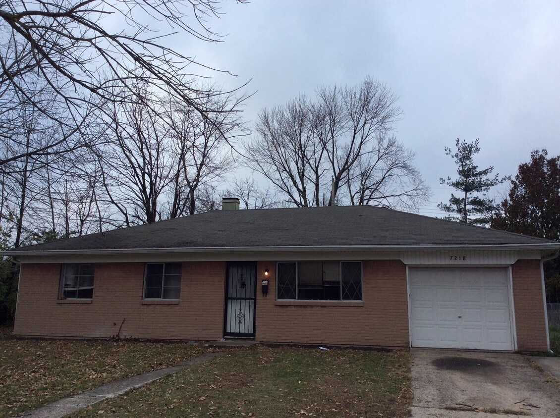 Primary Photo - North East side - 3 bedroom ranch.