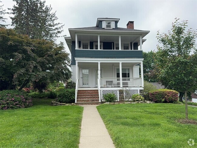 Building Photo - 36 Grand Avenue Blvd