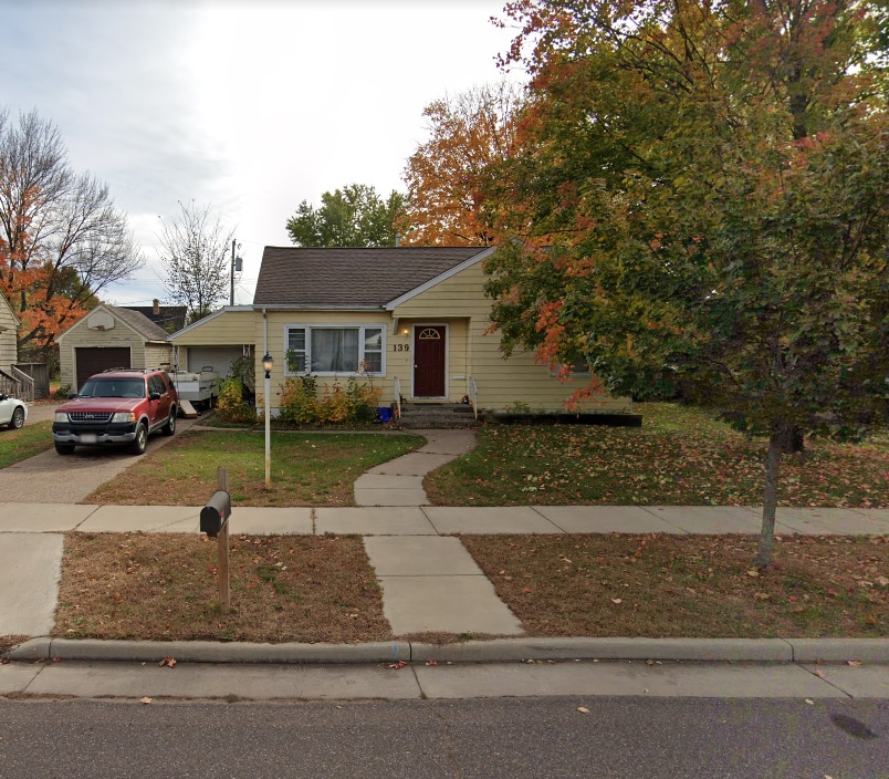 139 W Lexington Blvd, Eau Claire, WI 54701 House Rental in Eau Claire