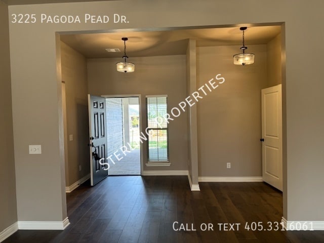 Building Photo - 3225 Pagoda Pead Dr