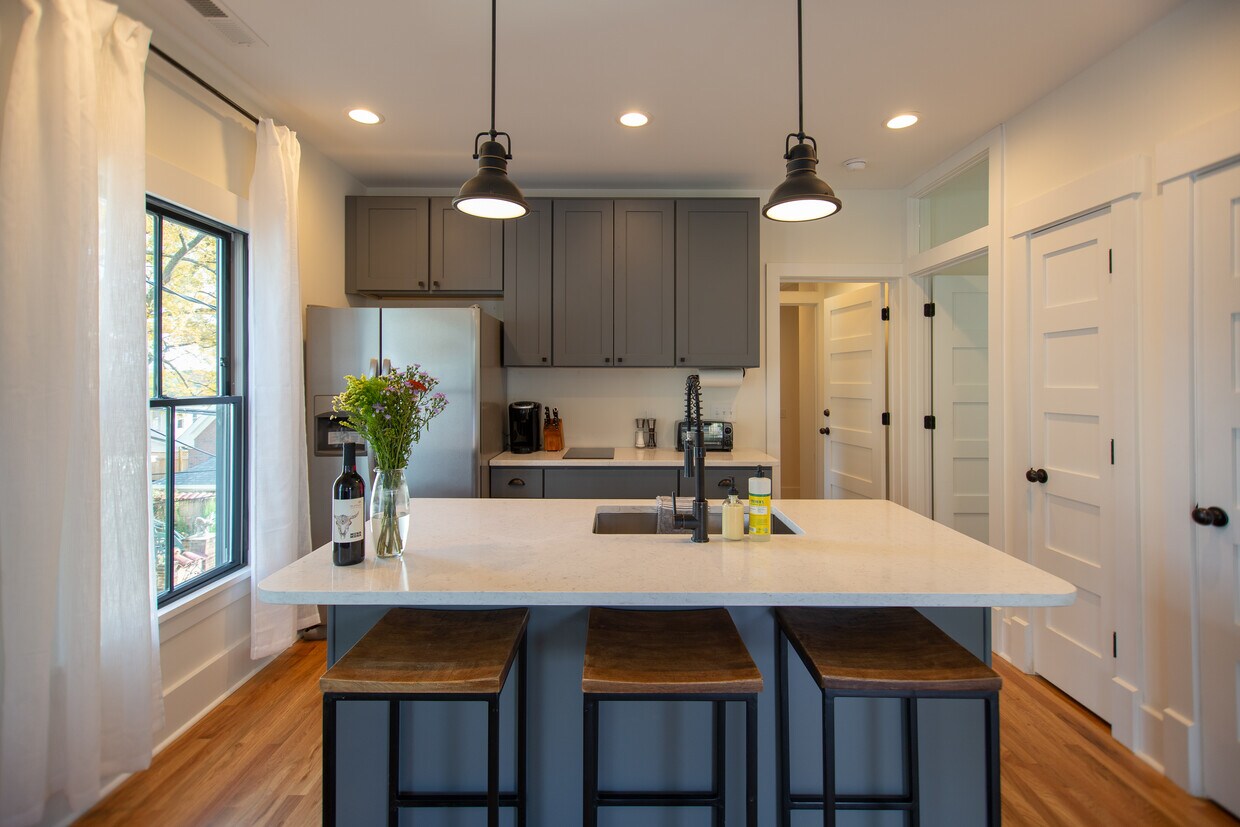 Foto principal - 1002 Lamond Ave